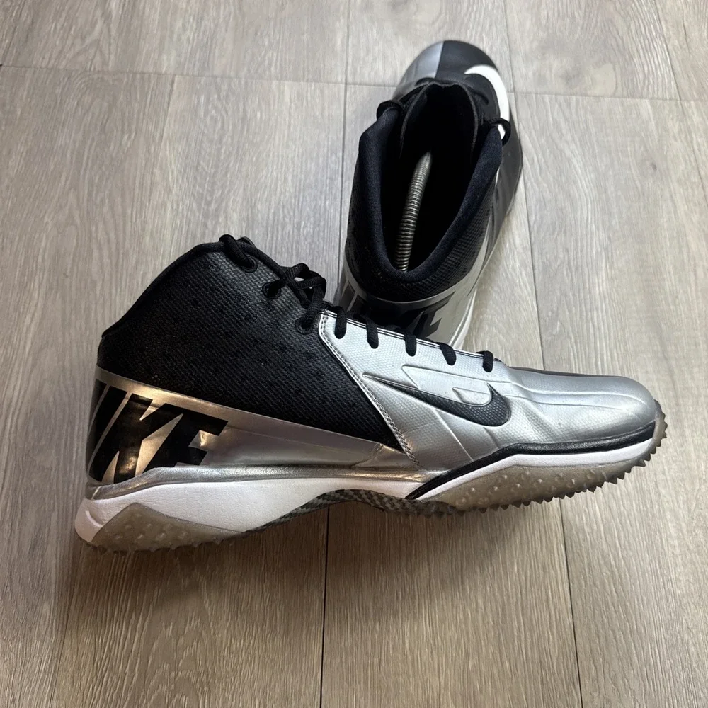 Nike men preowned